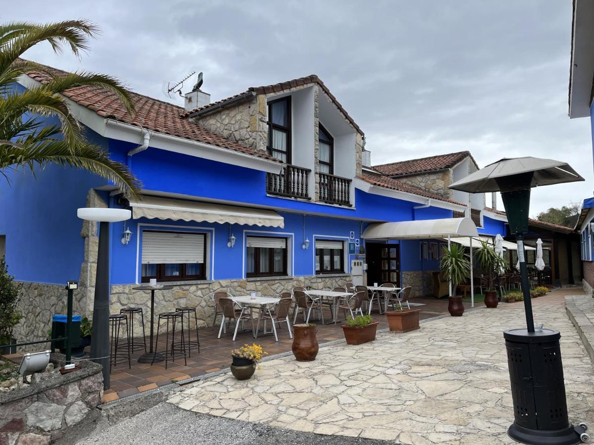 Hotel Avelina Onís エクステリア 写真