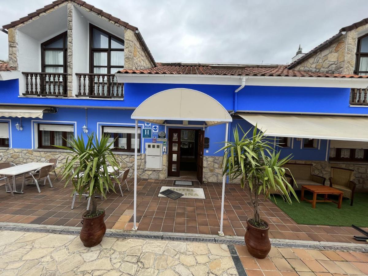 Hotel Avelina Onís エクステリア 写真