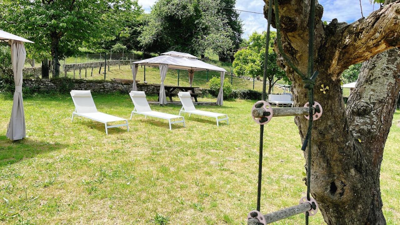 Hotel Avelina Onís エクステリア 写真